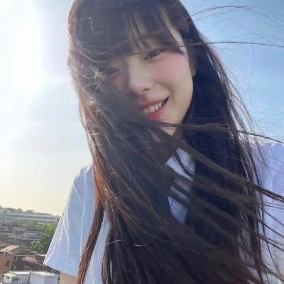 三角窗外是黑夜